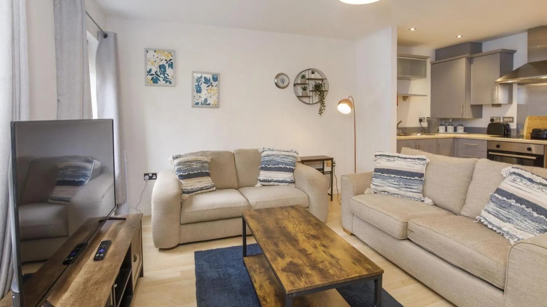 펜션 요크 1 Liber House With Free Onsite Parking 빌라